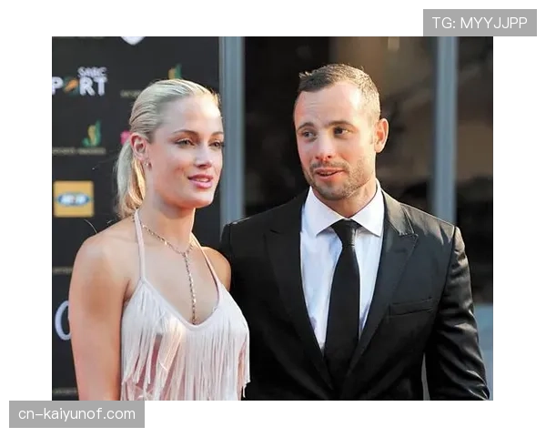 奥斯卡·皮斯托瑞斯咋还穿得比我闺女时髦，这腿是真的能打篮球吗？